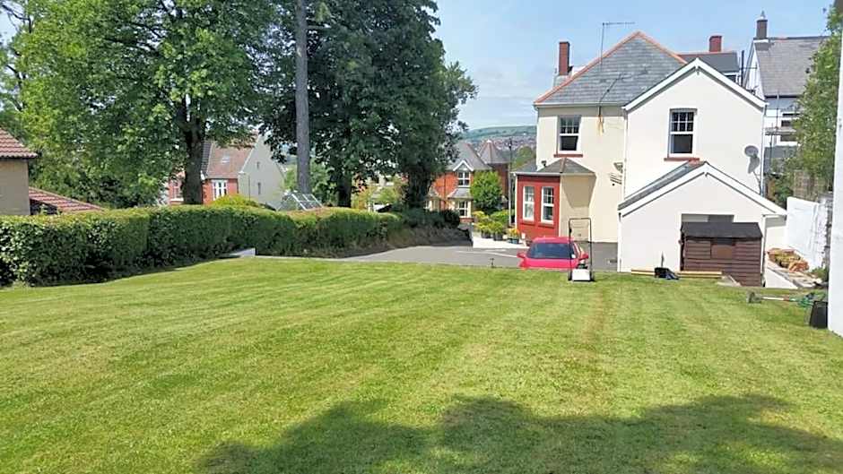 Ty Castell Guest House