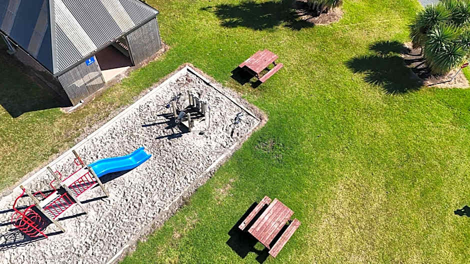 Tāhuna Beach Holiday Park