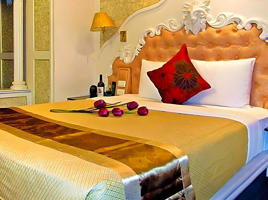 Blue sky Business hotel