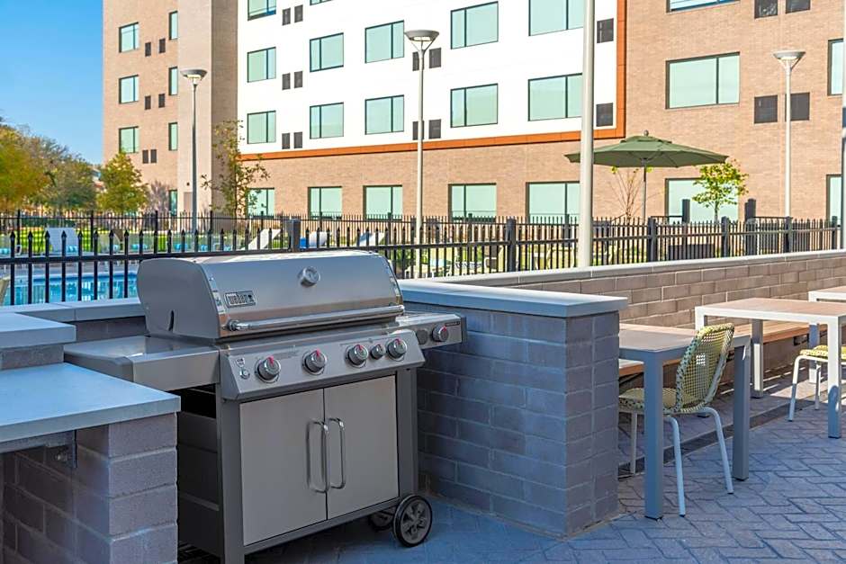 Element Dallas Richardson