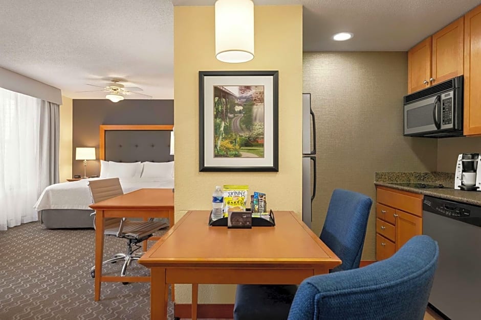 Homewood Suites By Hilton Bethlehem Airport