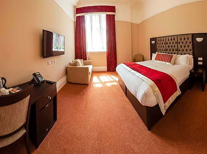 The Richmond Apart-Hotel