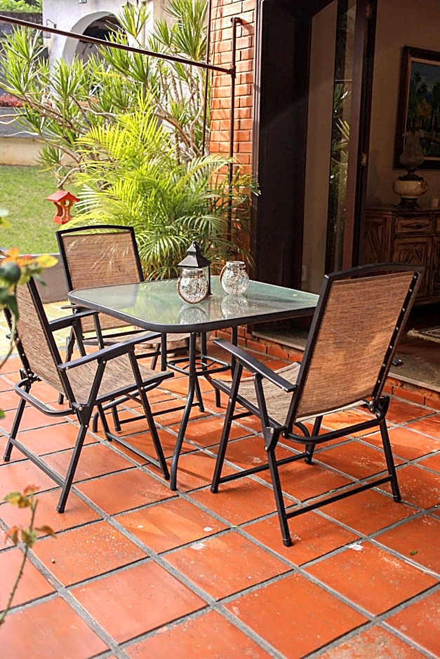 Casa com Piscina e Área Gourmet em Mury