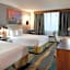 La Quinta Inn & Suites by Wyndham Seattle Sea-Tac Airport