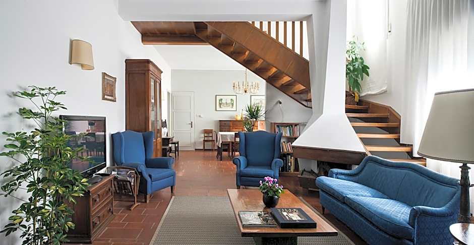 Casa Lunia Guesthouse