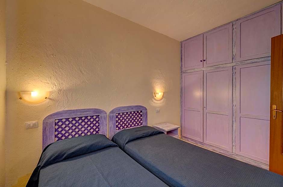 Baia de Bahas Residence