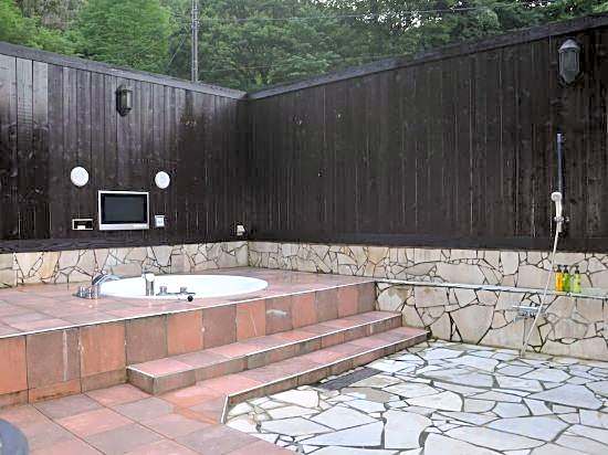 Hotel Takao Asile