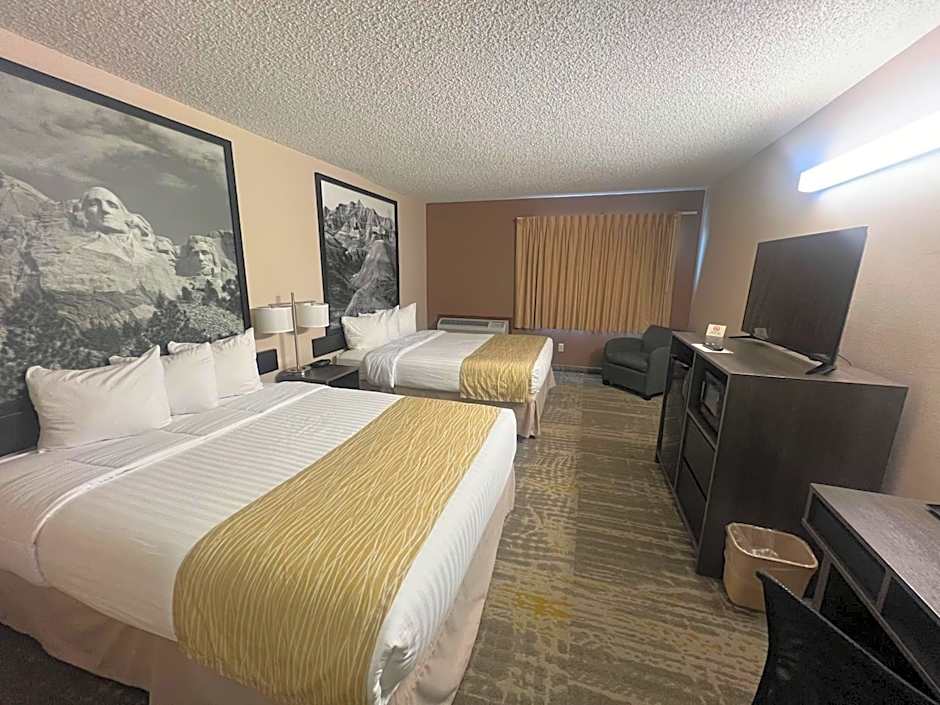 Super 8 by Wyndham Sturgis