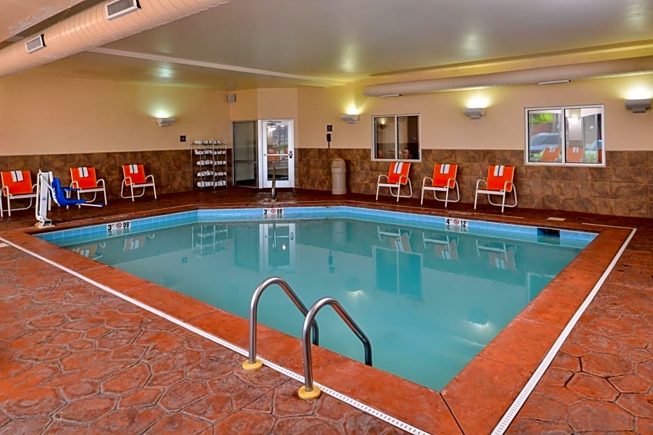 Holiday Inn Express Hotel and Suites Cincinnati - Mason By IHG