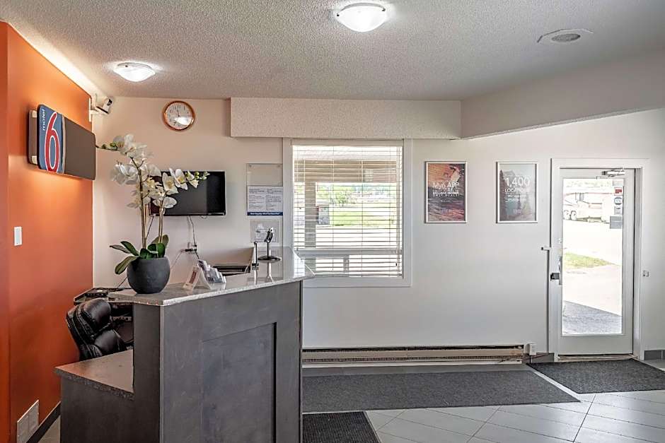 Motel 6-Fort Nelson, BC