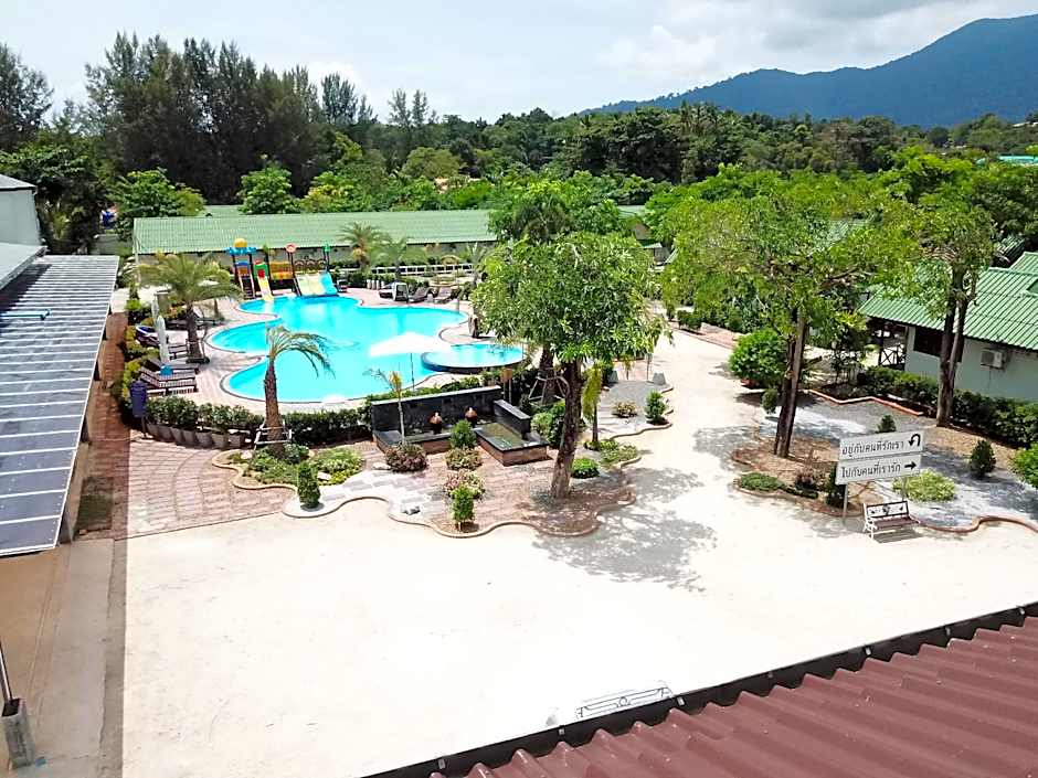 walking street hostel by new wave