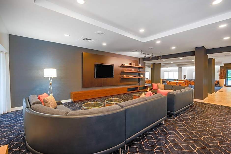 Courtyard by Marriott Columbus Airport