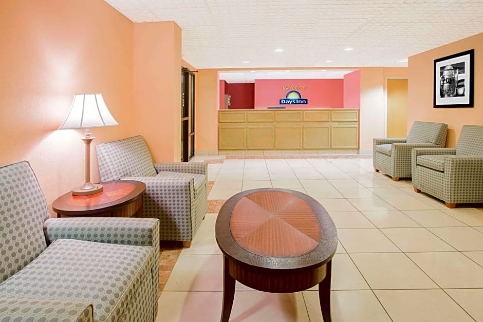 Days Inn by Wyndham Hattiesburg MS