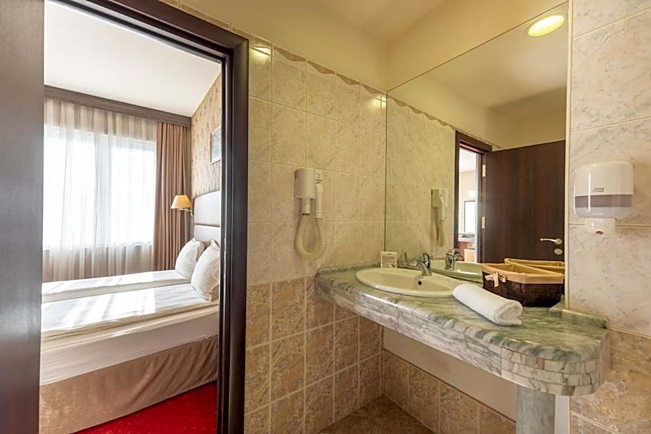 Spa Hotel Dvoretsa