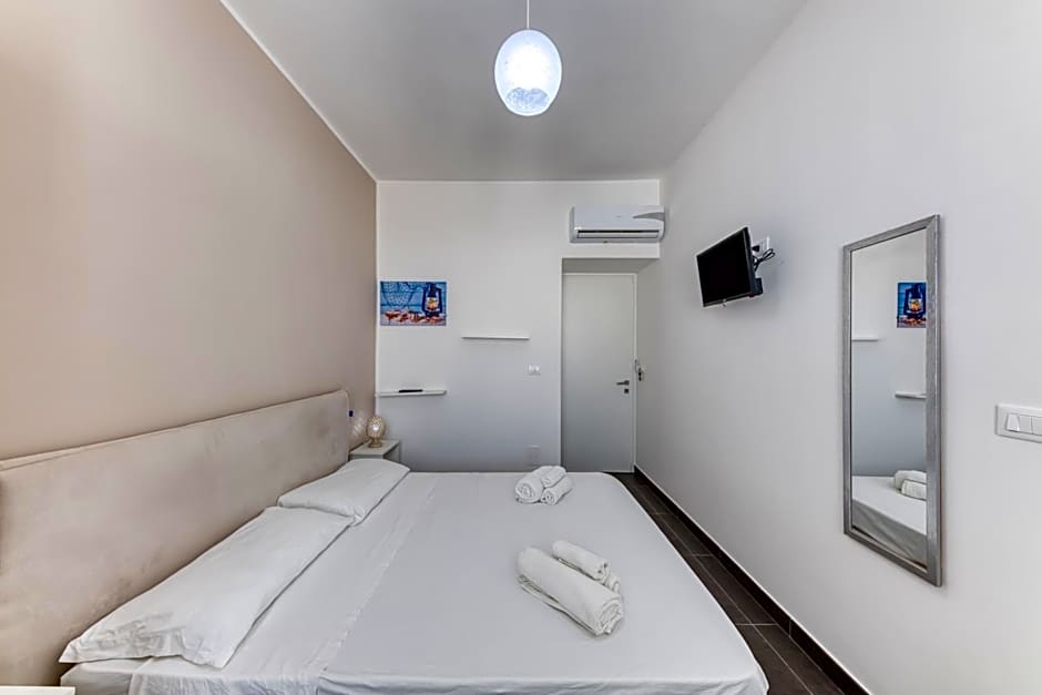 IL Comandante a 100 m dalla spiaggia