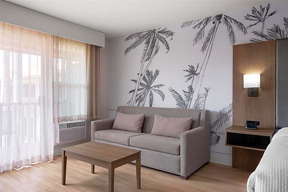 Best Western Plus Pepper Tree Inn