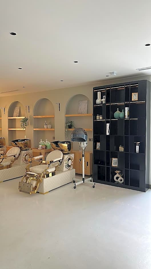 Iris Boutique Taif Heart