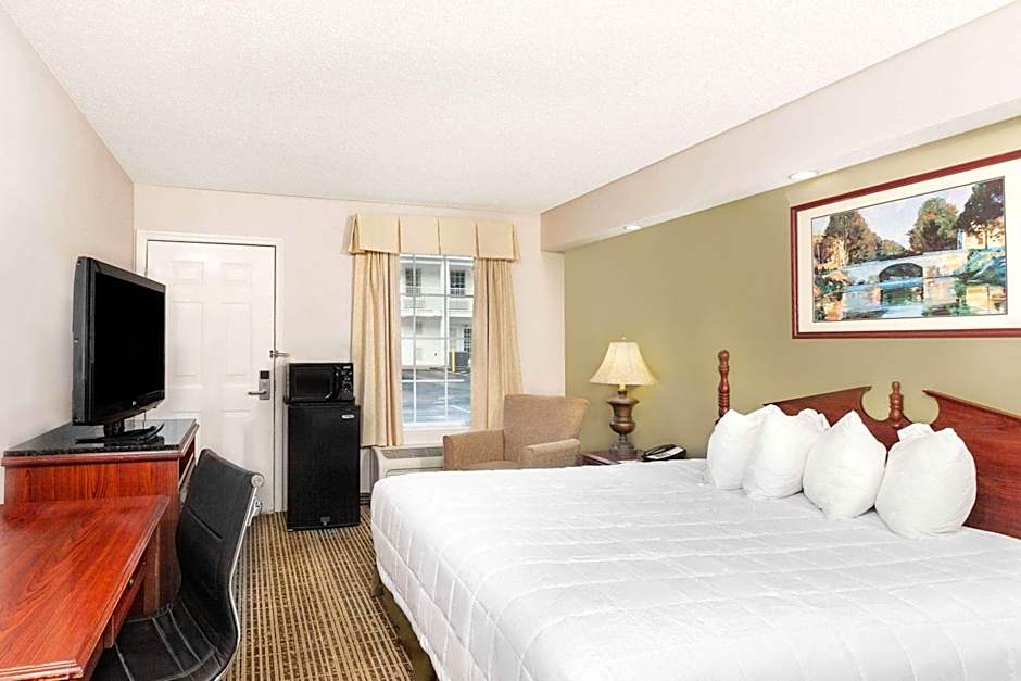 Baymont by Wyndham Tullahoma