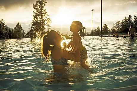 Fairmont Hot Springs Resort