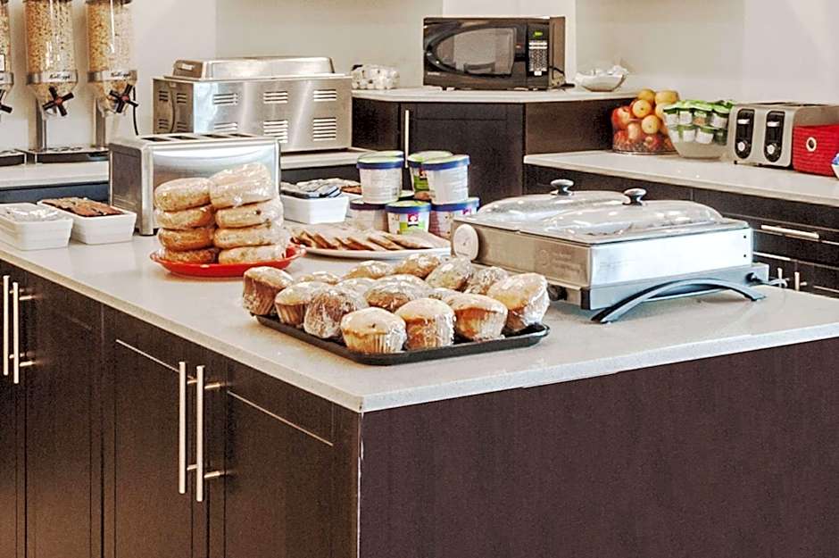 Ramada by Wyndham Moose Jaw