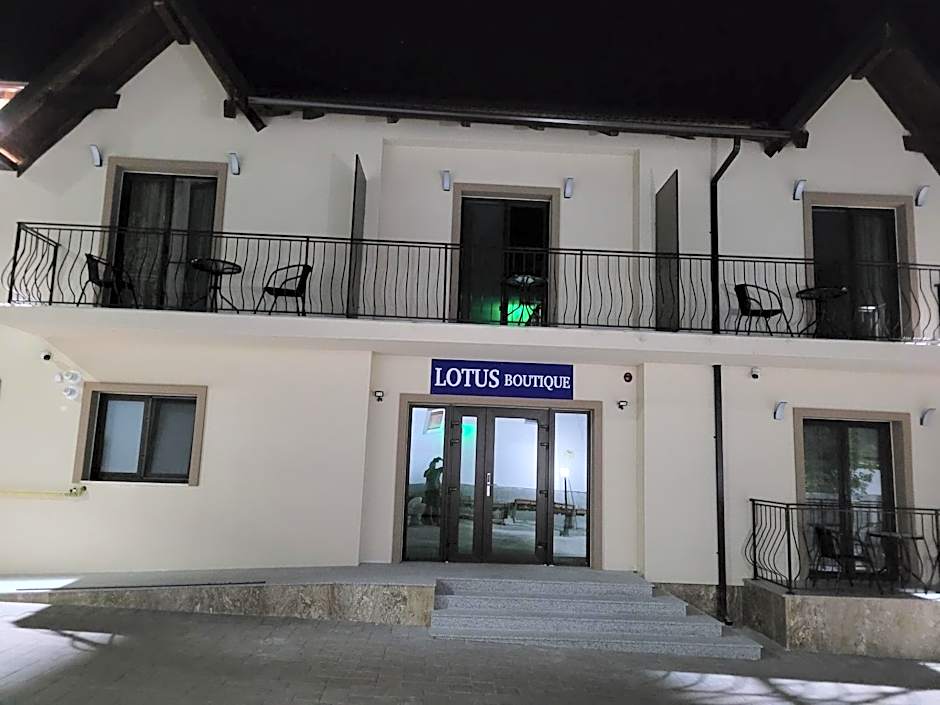 LOTUS Boutique