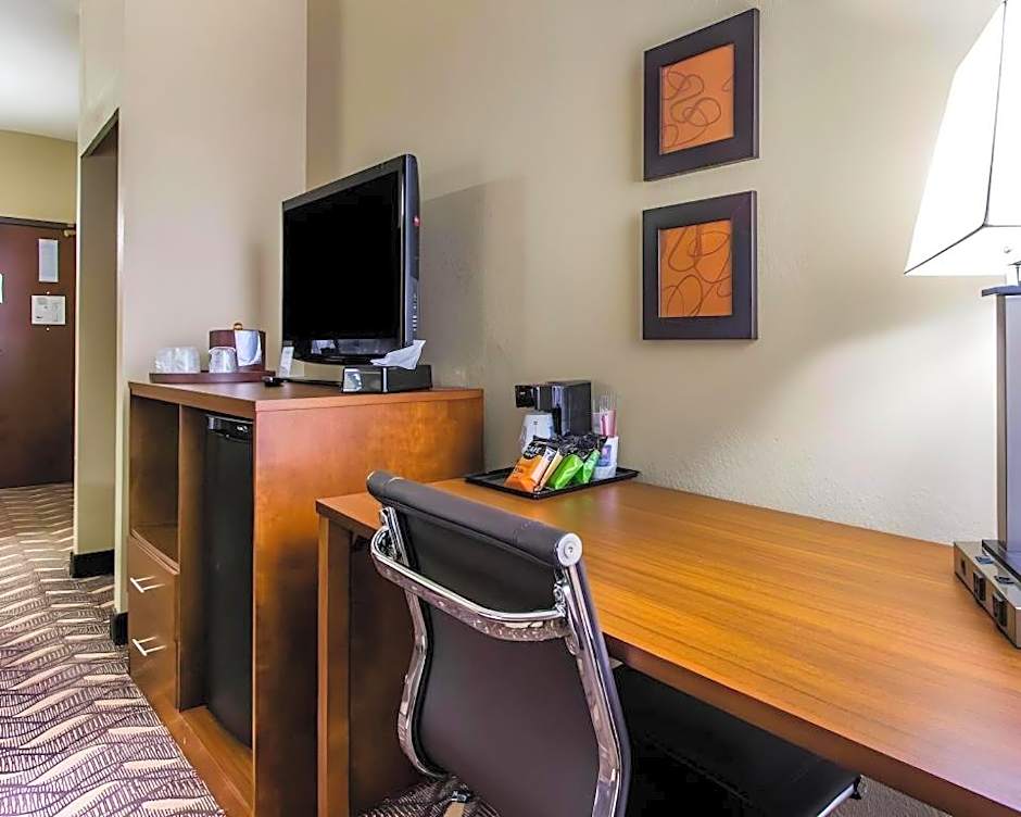 AmericInn by Wyndham Memphis East