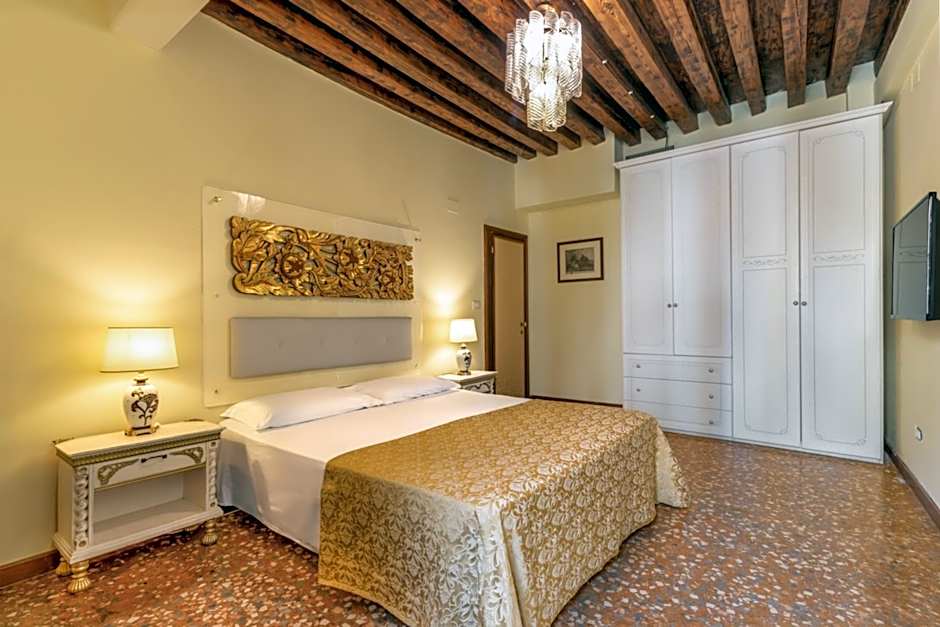 Palazzo San Firmino residenza storica all Suite Canal View