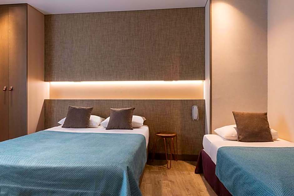 Central Hotel Paris