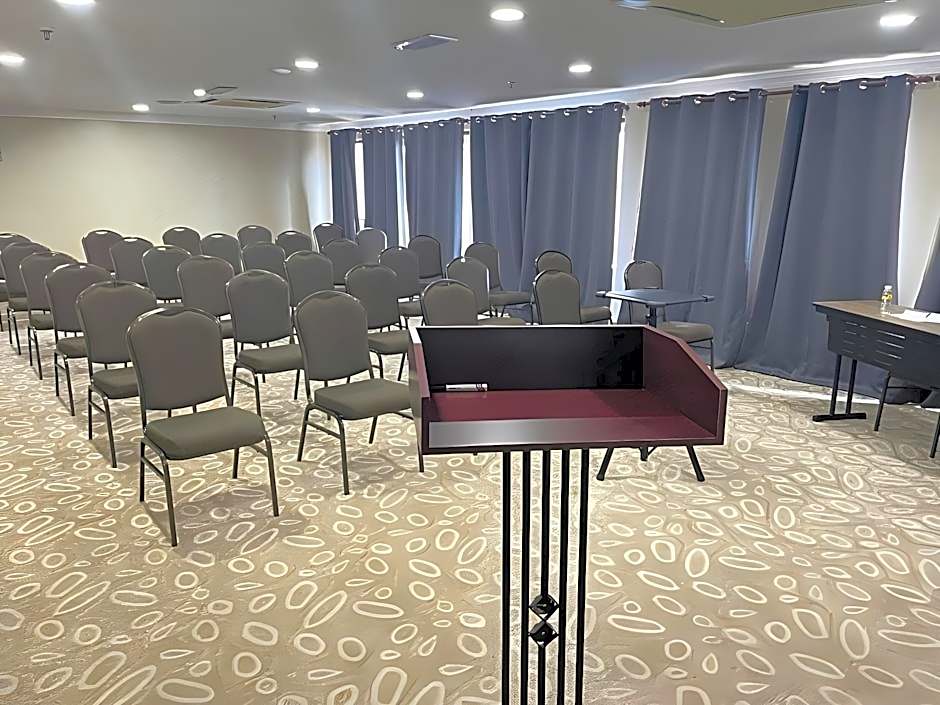 Putra Brasmana Hotel