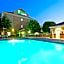 Holiday Inn Express & Suites DFW Airport - Grapevine By IHG