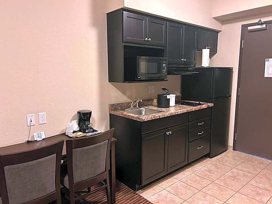 Travelodge Suites by Wyndham Estevan