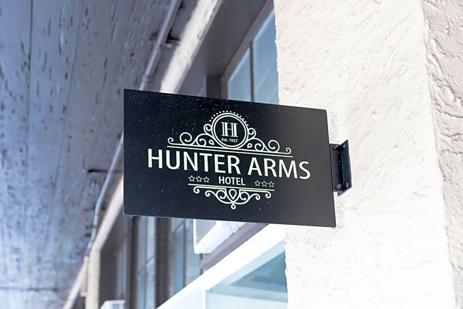 Hunter Arms Hotel