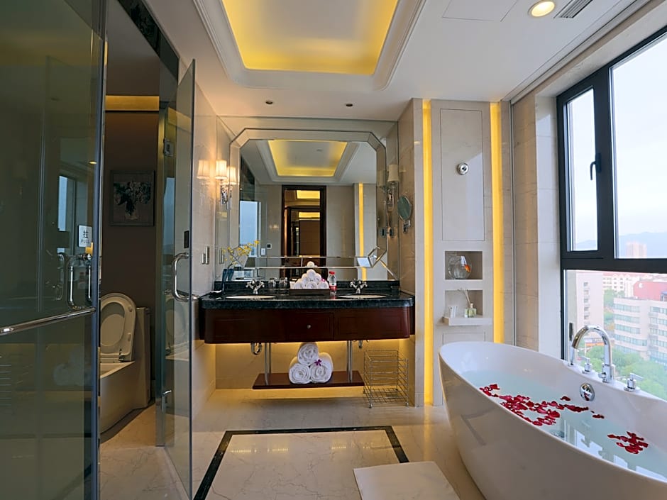 Linhai S&N International Hotel