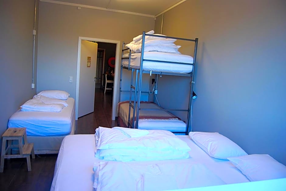 Tehúsið Hostel & Guesthouse
