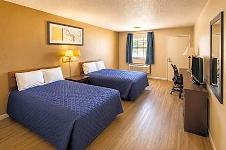 Queen Room with Two Queen Beds