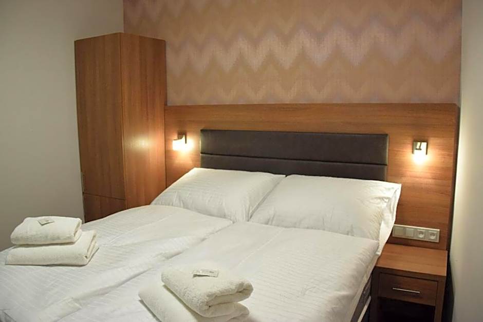 Hotel Prague Star