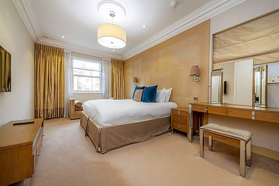 Claverley Court Apartment Knightsbridge