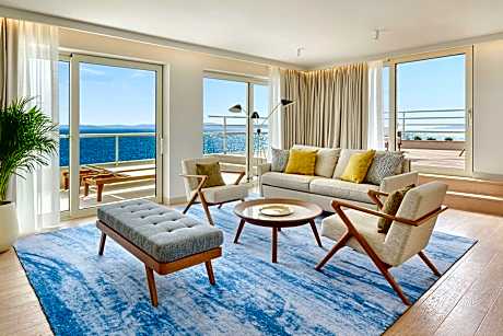 terrace suite, 1 bedroom suite, 1 king, alternate: sofa bed, balcony, terrace