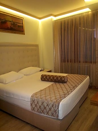 Standard Room ( Double Bed)
