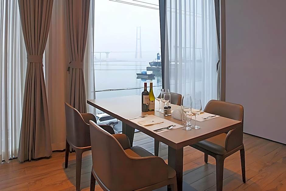 Lacky Hotel Gwangyang