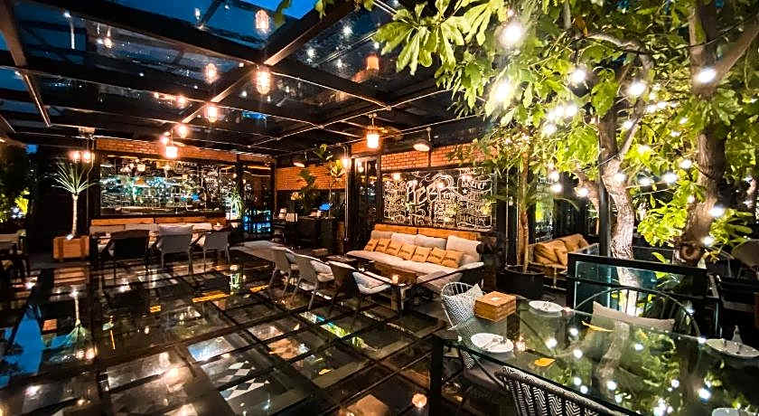 Letana Hotel Samuprakarn