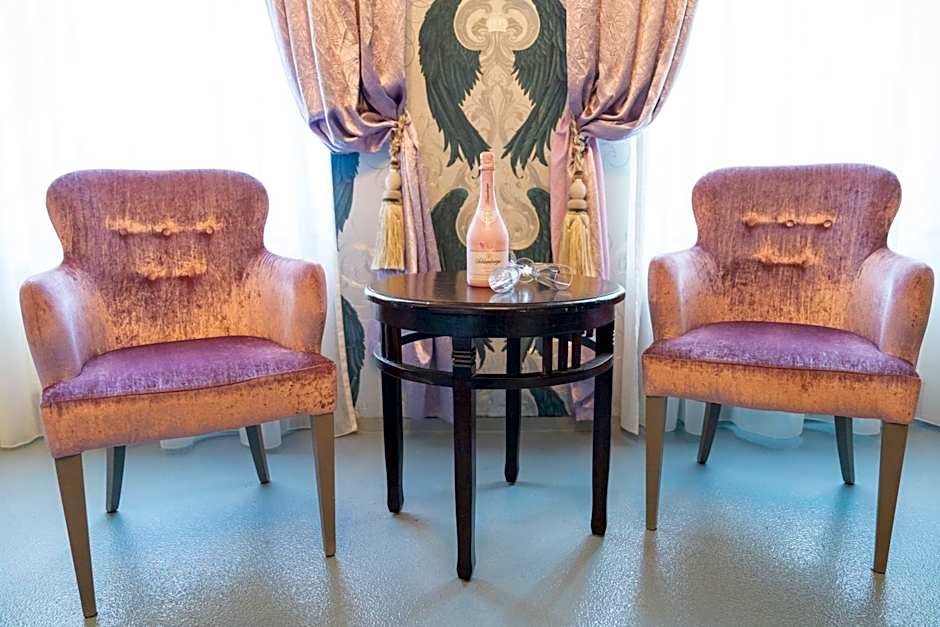 Hotel Urania