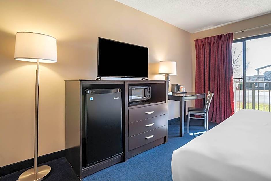 Econo Lodge Inn & Suites Rehoboth Beach