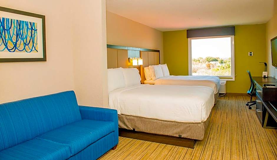 Holiday Inn Express St. Petersburg North / I-275 By IHG