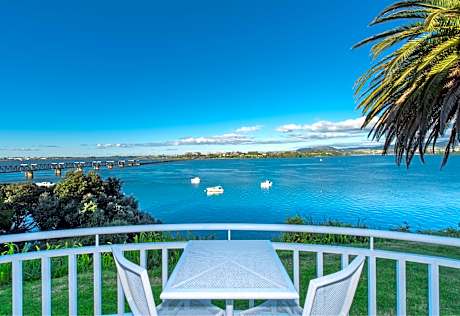 The Tauranga on the Waterfront