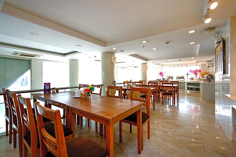 Ttc Hotel Deluxe Airport