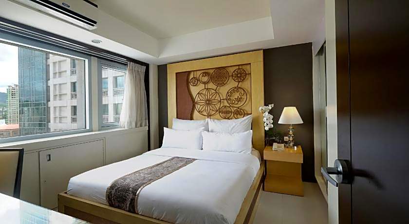 Quest Hotel & Conference Center - Cebu