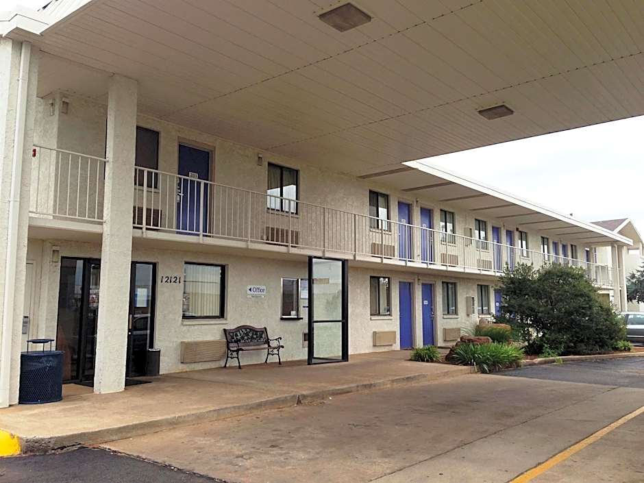 Economy Hotel Oklahoma City