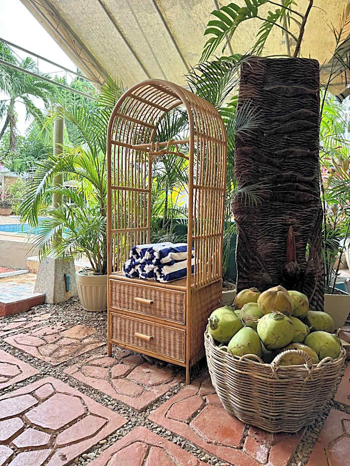 Deep Forest Garden Hotel