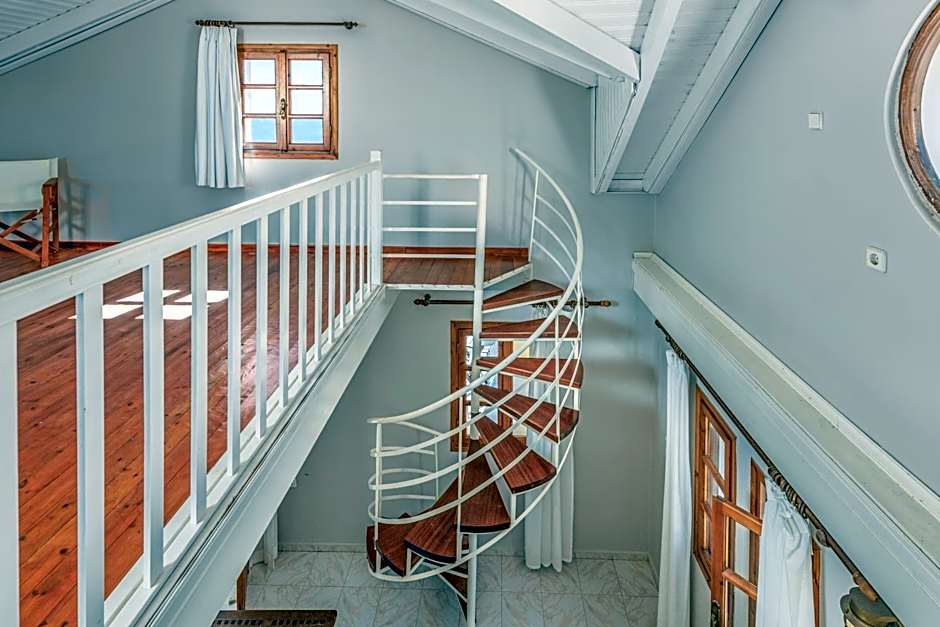 Albouro seafront apartments